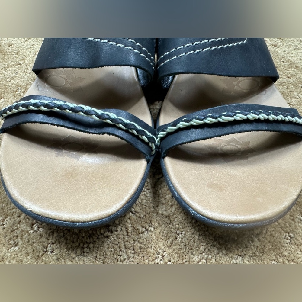 Merrell Shundra Slide Sandals. - Picture 2 of 9